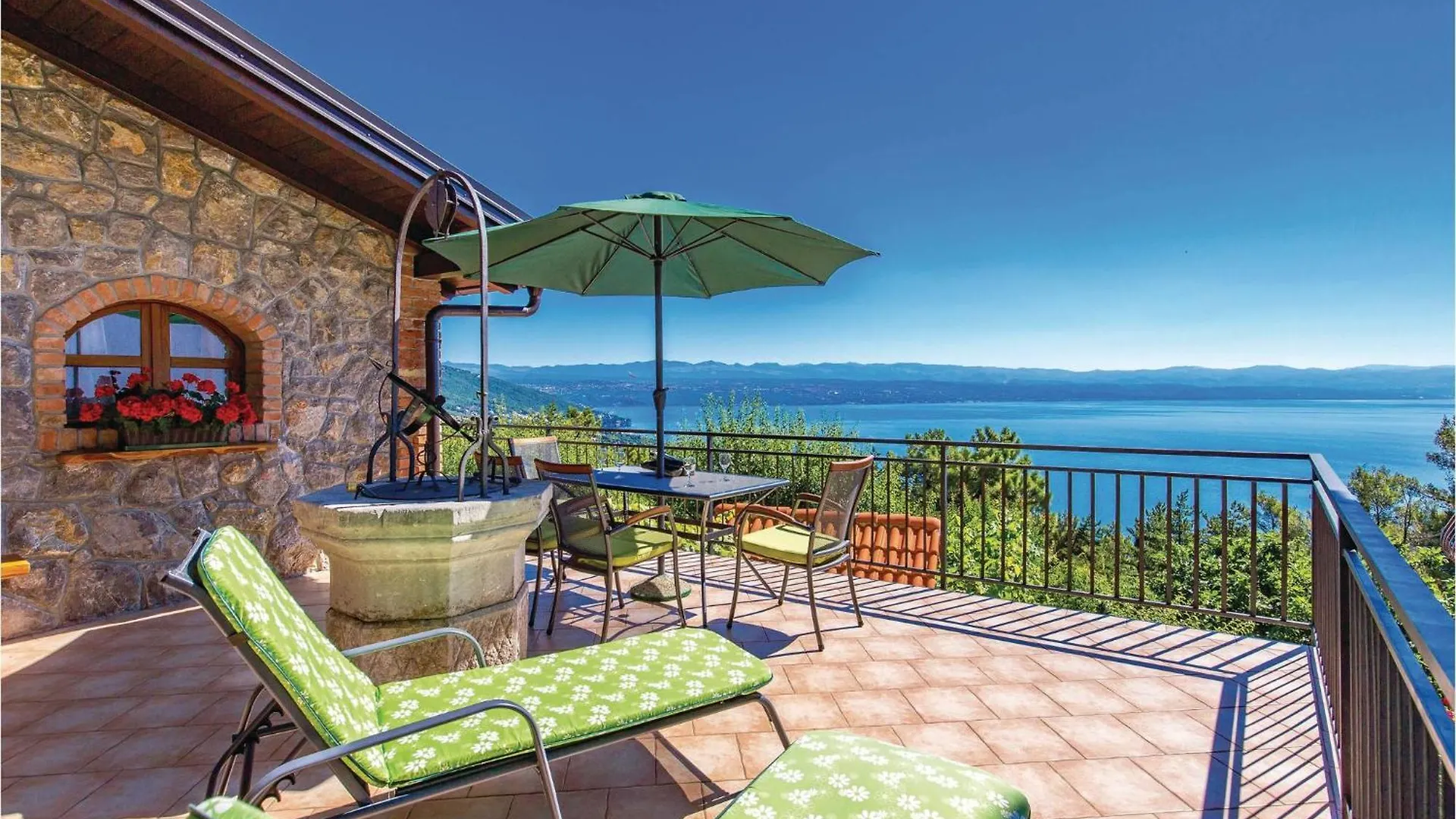 Beautiful Home In Lovran With Kitchen location