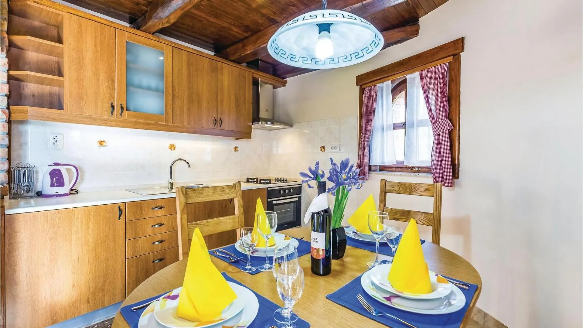 Beautiful Home In Lovran With Kitchen Holiday home